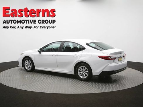 Used 2025 Toyota Camry LE FWD image 36