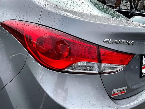 Used 2012 Hyundai Elantra Limited w/ Technology Pkg 5 image 28