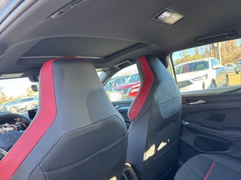 New 2026 Volkswagen GTI SE image 7