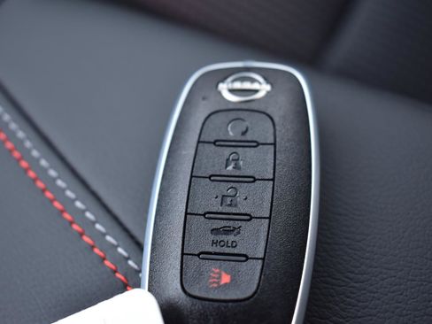 New 2026 Nissan Sentra SR w/ Floor Mat Package FWD image 39