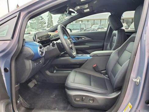 Used 2024 Chevrolet Equinox EV LT image 22