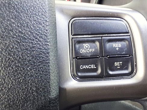 Used 2015 Dodge Journey Crossroad w/ Flexible Seating Group image 17