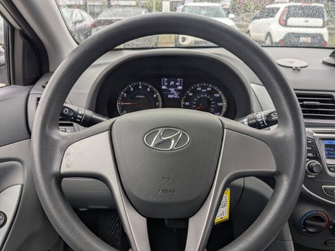 Used 2016 Hyundai Accent SE FWD image 15