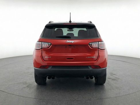 Used 2025 Jeep Compass Limited image 7