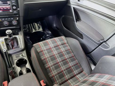 Used 2019 Volkswagen GTI Rabbit Edition image 24