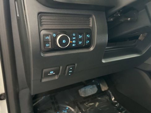 Used 2025 Ford F350 Lariat AWD/4WD image 41