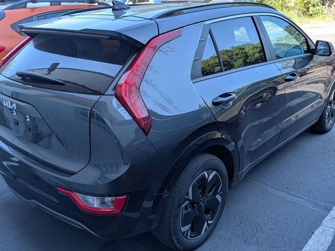 Used 2024 Kia Niro Wind FWD image 3