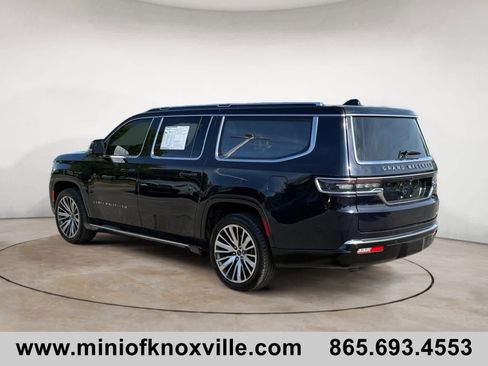 Used 2024 Jeep Grand Wagoneer L Series III AWD/4WD image 5