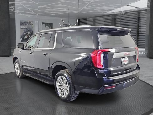 Used 2022 GMC Yukon XL SLE w/ Gmc Pro Safety Plus Package AWD/4WD image 7