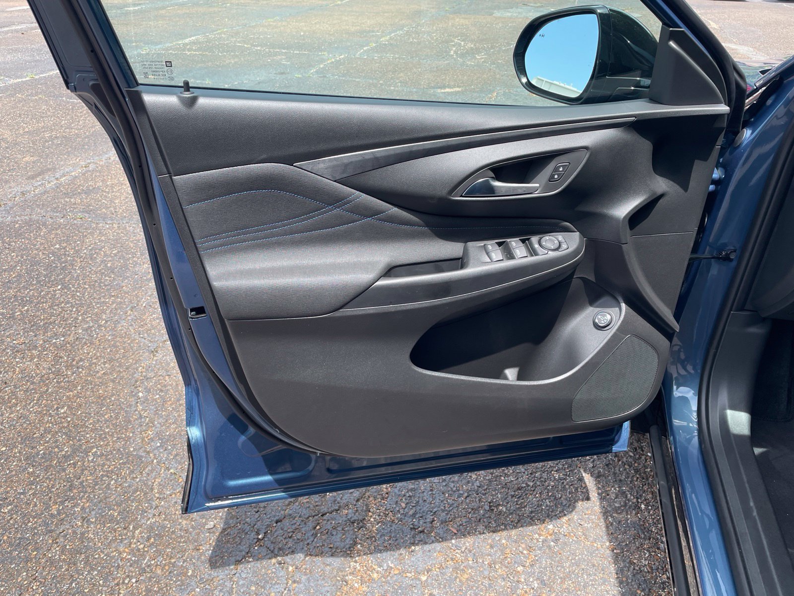 New 2026 Buick Envista Sport Touring w/ Convenience I Package FWD image 17