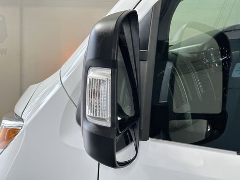 Used 2025 RAM ProMaster 2500 w/ Convenience Group image 10