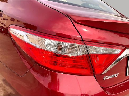 Used 2015 Toyota Camry XLE FWD image 27