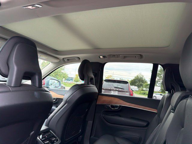 Used 2021 Volvo XC90 T6 Momentum w/ Advanced Package AWD/4WD image 8