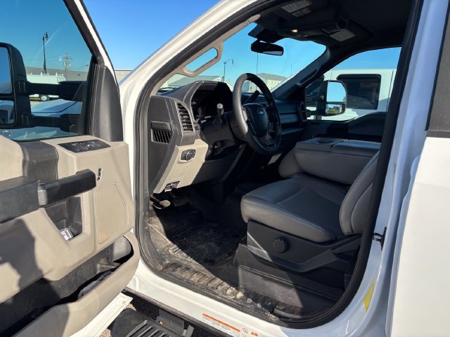 Used 2021 Ford F550 4x4 Crew Cab Super Duty image 5