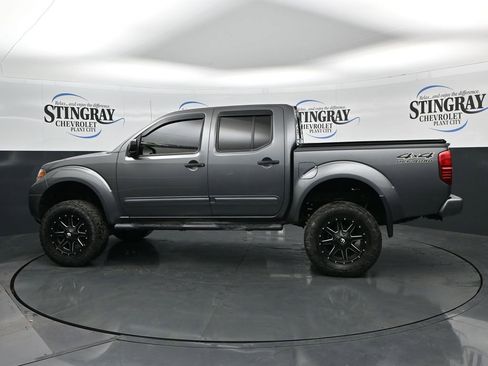 Used 2020 Nissan Frontier SV w/ Midnight Edition Floor Mats AWD/4WD image 37