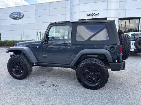 Used 2017 Jeep Wrangler Sport AWD/4WD image 2