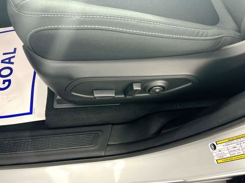 New 2025 Jeep Grand Cherokee Laredo w/ Luxury Tech Group I image 13