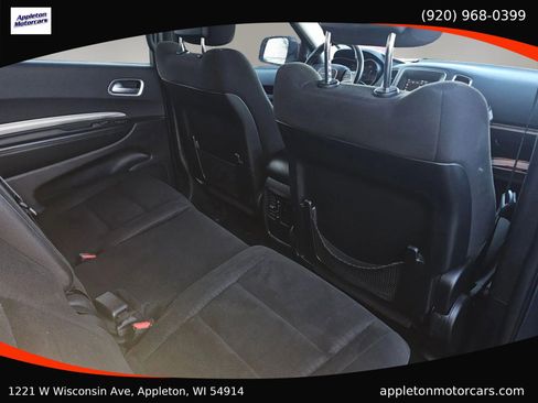 Used 2020 Dodge Durango SXT image 32