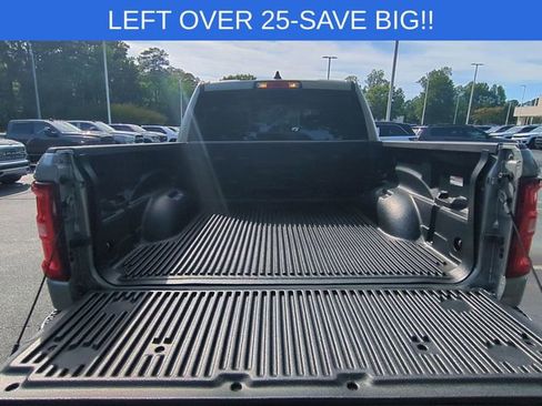 Used 2025 RAM 1500 Big Horn AWD/4WD image 34