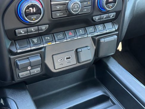 Used 2022 Chevrolet Silverado 2500 LTZ w/ LTZ Plus Package AWD/4WD image 16