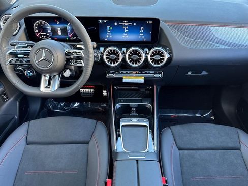 New 2026 Mercedes-Benz GLA 35 AMG 4MATIC image 15