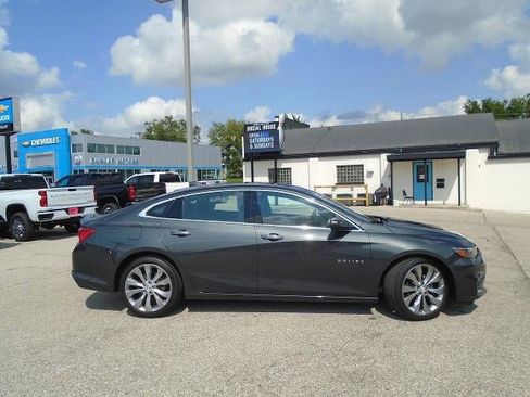 Used 2017 Chevrolet Malibu Premier FWD image 5