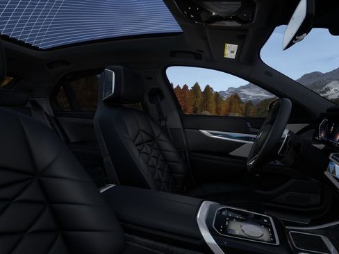 New 2026 BMW 740i 740i w/ Premium Package image 9