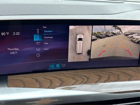 New 2026 Cadillac Escalade ESV Platinum Sport w/ LPO, Floor Liner Package AWD/4WD image 26