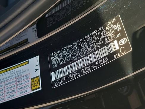 New 2026 Toyota Prius Plug-In Hybrid FWD image 49