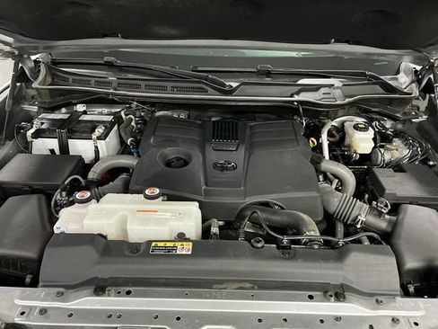 Used 2024 Toyota Tundra Platinum image 30