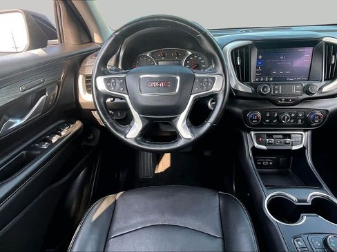 Used 2024 GMC Terrain SLT AWD/4WD image 6
