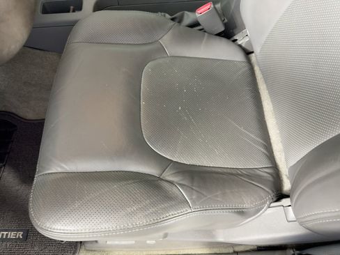 Used 2017 Nissan Frontier SL w/ Moonroof Package image 14