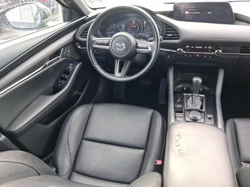 Used 2020 MAZDA MAZDA3 Hatchback w/ Preferred Package FWD image 8