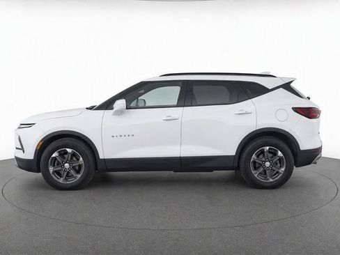Used 2023 Chevrolet Blazer LT w/ Convenience Package FWD image 4