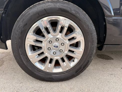 Used 2013 Ford Expedition EL Limited RWD image 36
