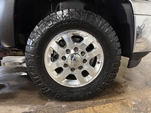 Used 2014 Chevrolet Silverado 2500 LT w/ Interior Plus Package image 32