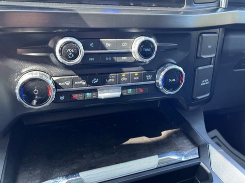 Used 2024 Ford F250 Lariat w/ Sport Appearance Package image 26