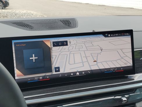 Certified 2026 BMW X6 xDrive40i w/ Climate Comfort Package image 17