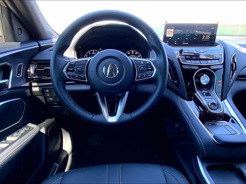 Used 2025 Acura RDX SH-AWD image 6