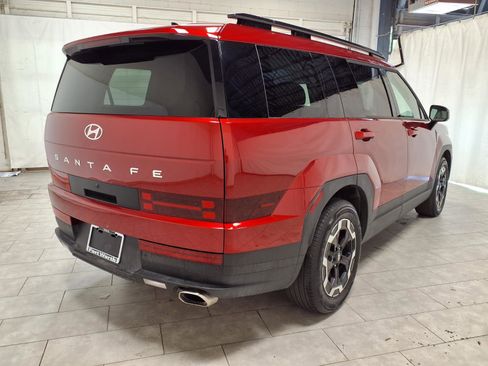 Used 2025 Hyundai Santa Fe SEL FWD image 9
