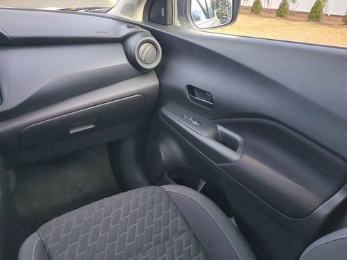 Used 2021 Nissan Kicks S image 17