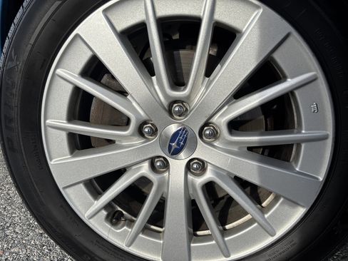 Used 2018 Subaru Impreza 2.0i Premium w/ Eyesight & BSD & Rcta image 24