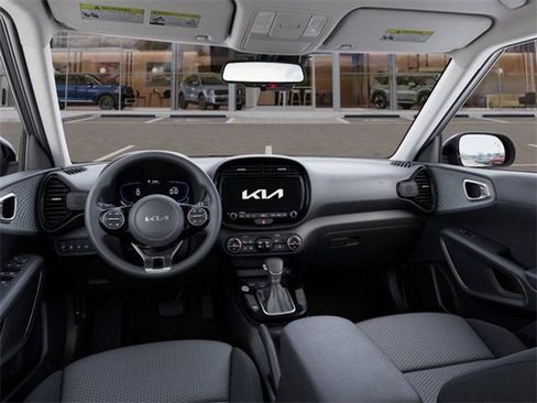 Used 2025 Kia Soul S FWD image 14