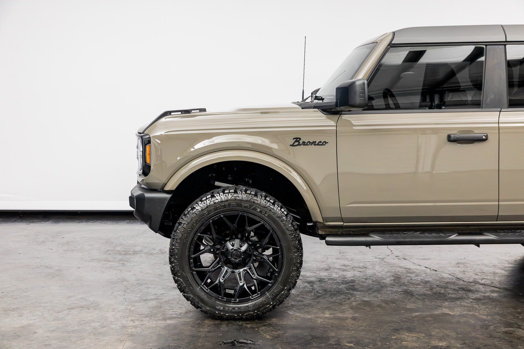 Used 2025 Ford Bronco Big Bend AWD/4WD image 10