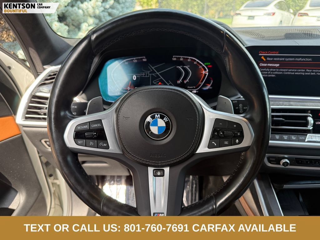 Used 2022 BMW X7 xDrive40i w/ M Sport Package AWD/4WD image 15