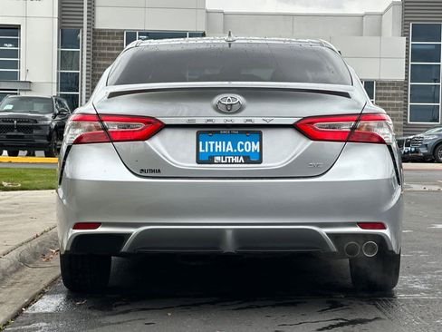 Used 2020 Toyota Camry SE image 7