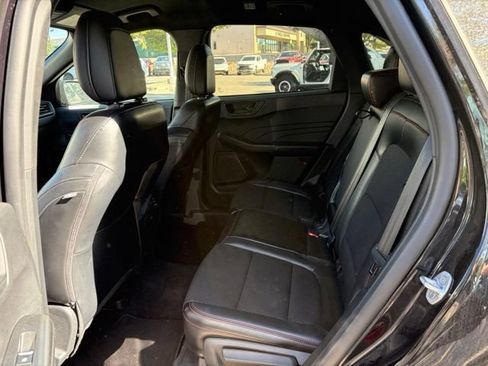 Used 2025 Ford Escape ST-Line AWD/4WD image 18
