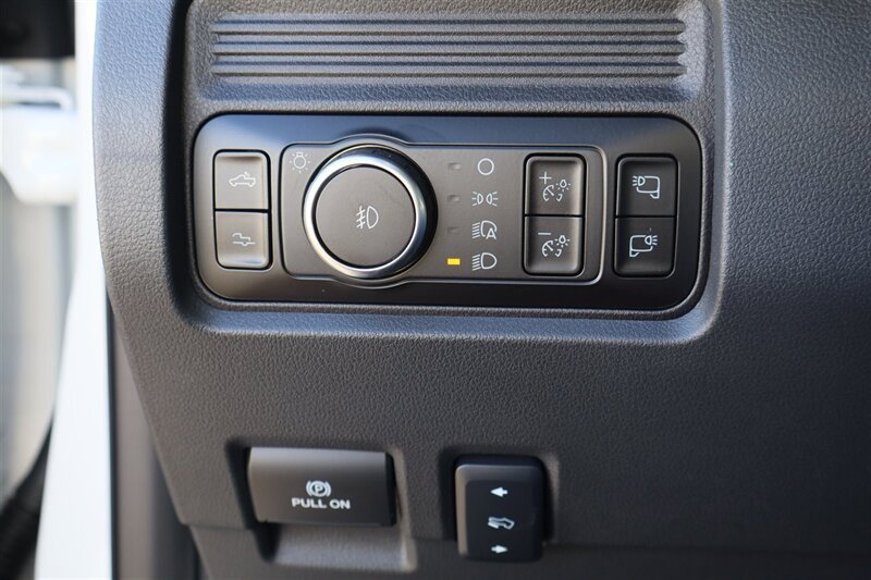 Used 2026 Ford F350 Platinum AWD/4WD image 21