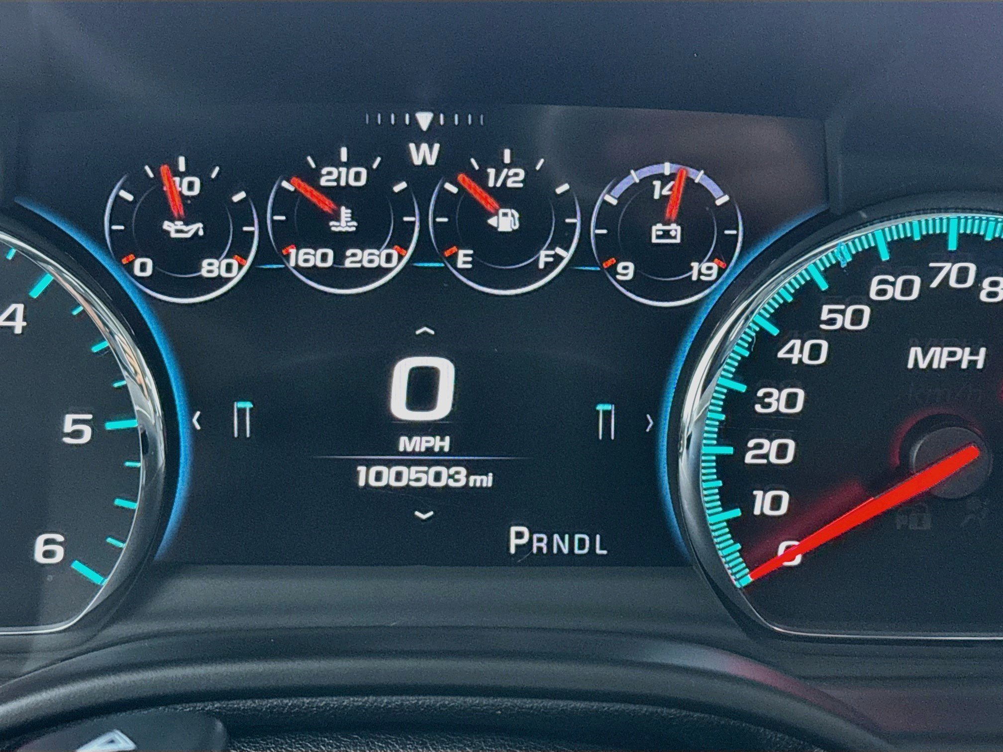 Used 2017 GMC Yukon XL SLT w/ Open Road Package RWD image 8