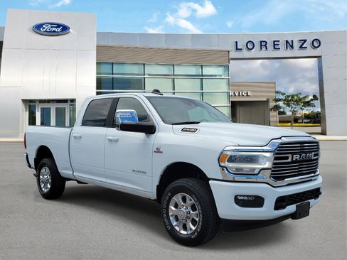 Used 2024 RAM 2500 Laramie w/ Safety Group AWD/4WD image 3
